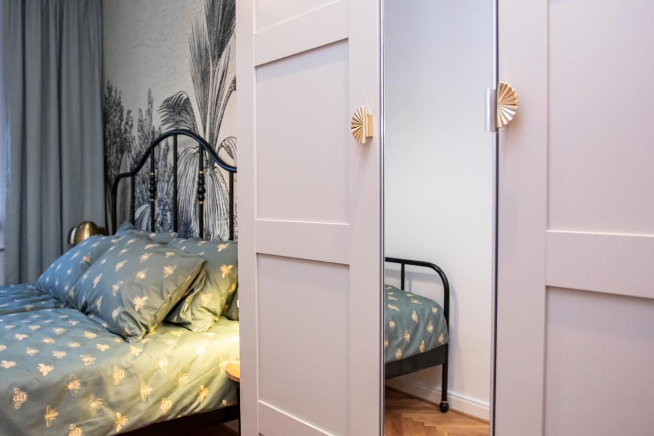 Apartament Przy Metrze Wierzbno Z Nuta Vintage Varsovia Exterior foto