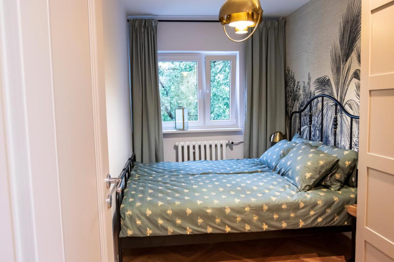 Apartament Przy Metrze Wierzbno Z Nuta Vintage Varsovia Exterior foto